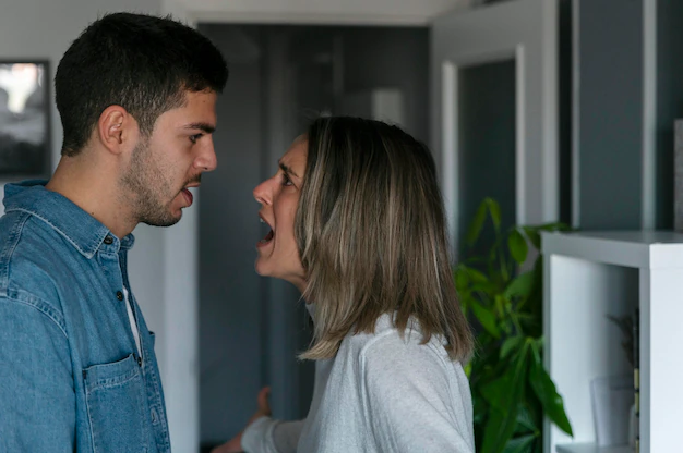 Como saber se meu marido sente atração por outra: sinais de alerta que você deve observar 1 marido e mulher brigando 23 2148954499