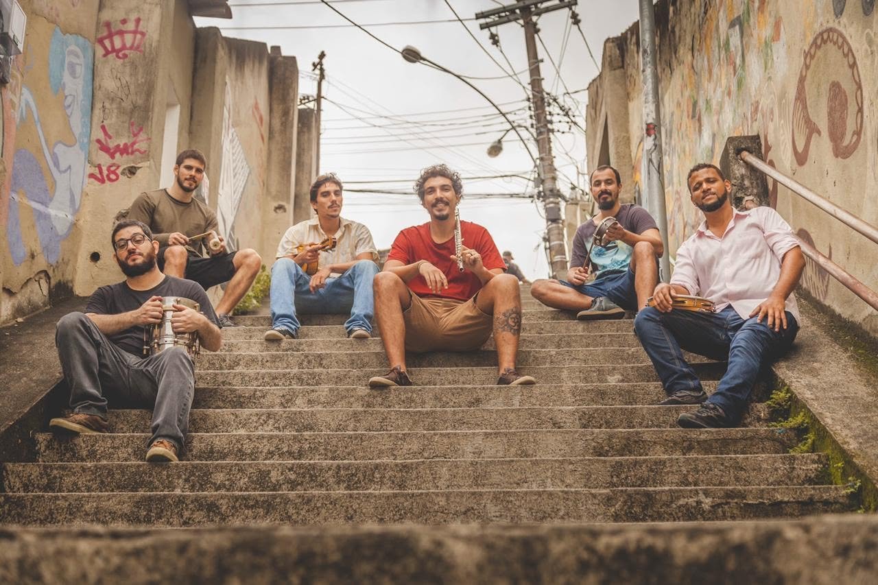 Casa de Marimbondo celebra a tradição do samba de raiz no Rio de Janeiro